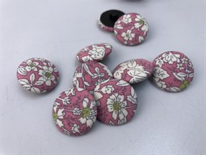 Stof knap - betrukket med yndige blomster i rosa, 20 mm